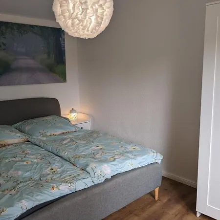 In Sued-waldhanglage Mit Tollem Seeblick By Interhome *