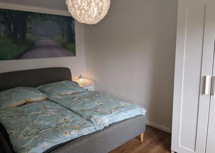 In Sued-waldhanglage Mit Tollem Seeblick By Interhome *